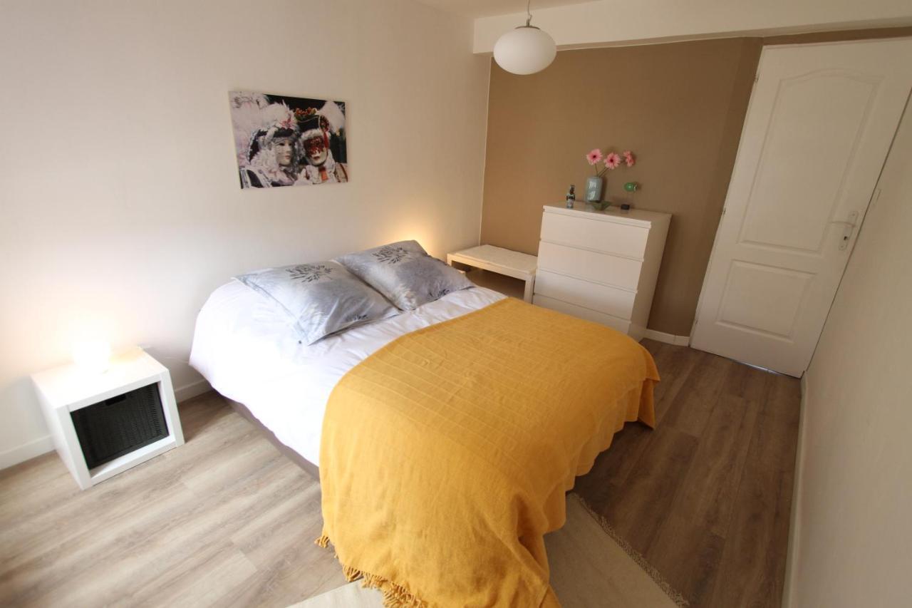 Maison Avec Piscine Et Jardin- 4 Chambres 8 Pers Cuers Bagian luar foto